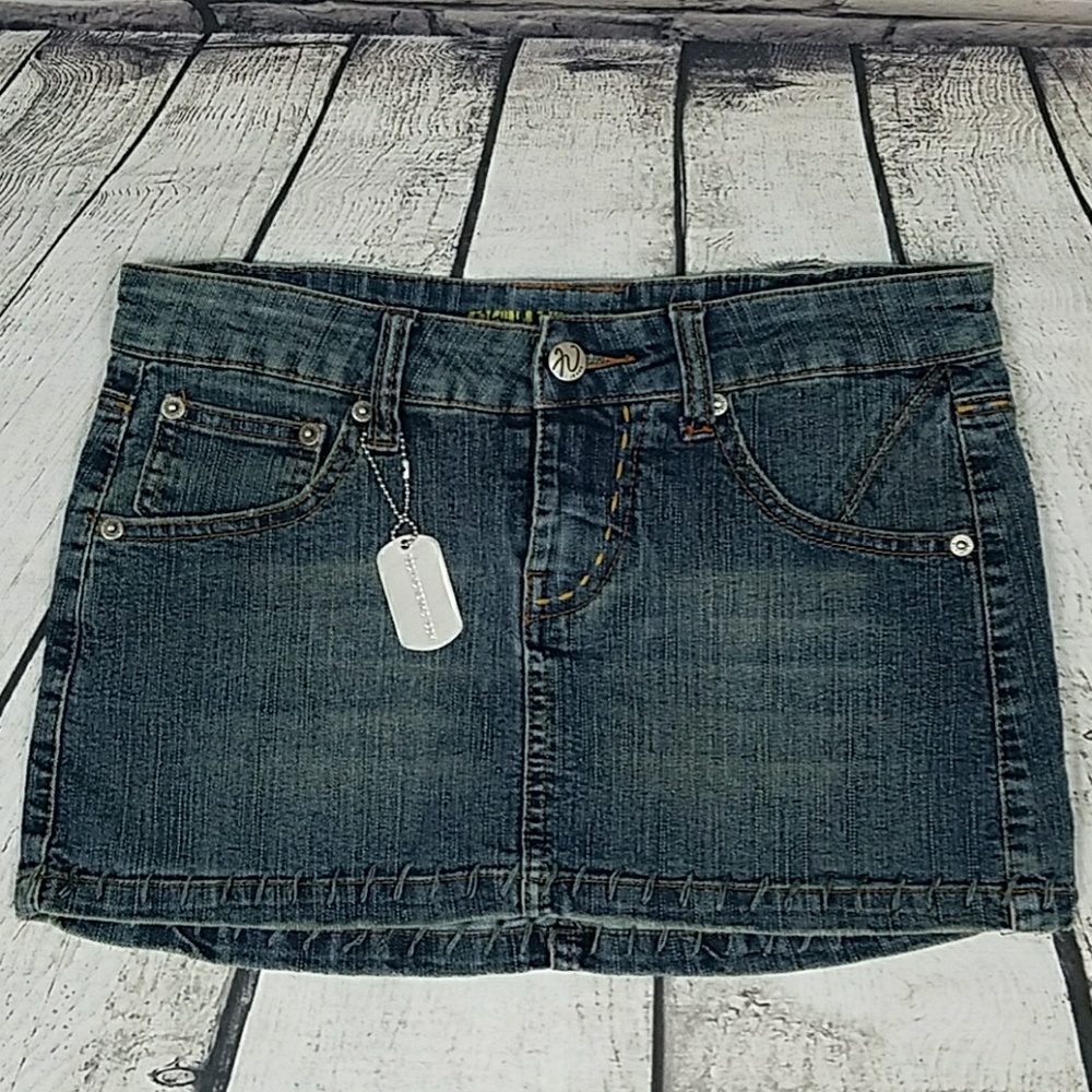 Instant Vintage Skirt